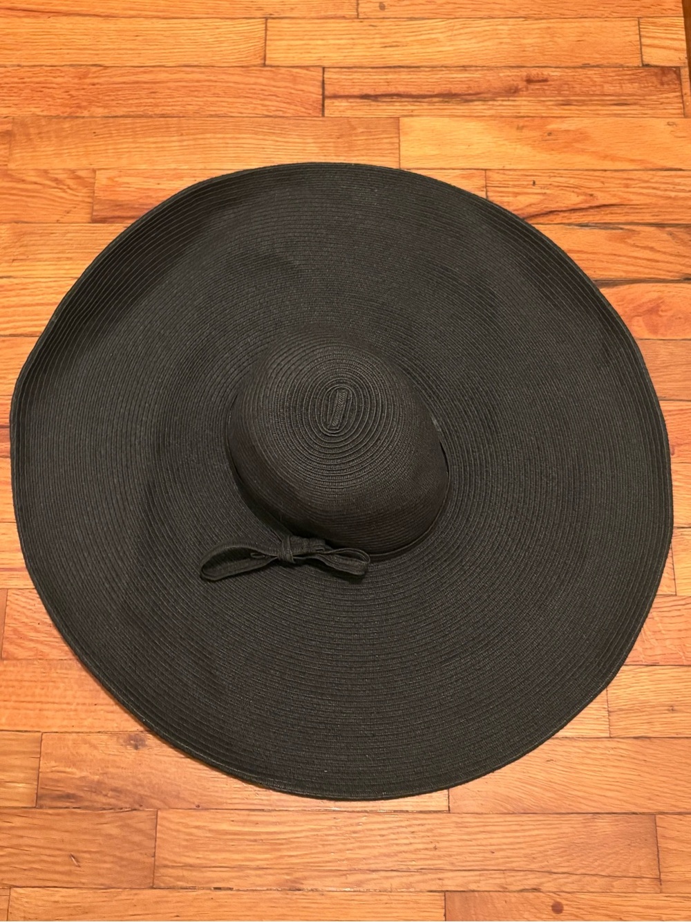 Black Wide Brim Sun Hat - Classic Women's Beach Hat